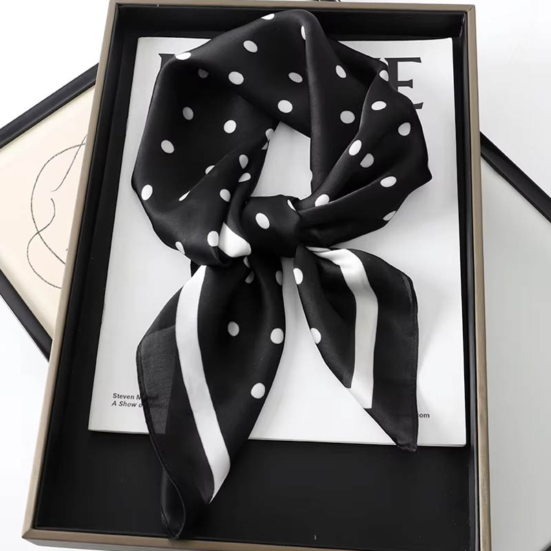 Scarf Silk Square - Bufanda de lujo con puntos para